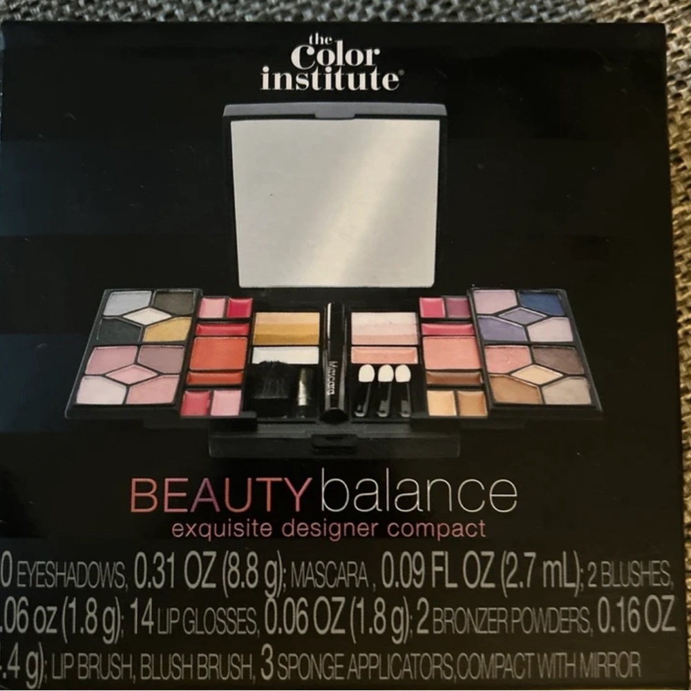 Beauty balance make up set band new originally 20$